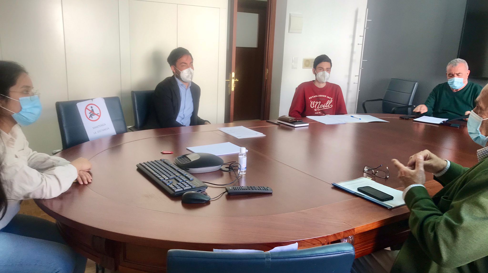 Alumnos en prácticas de la Delegación del Gobierno visitan la CHD para conocer el trabajo en la Administración General del Estado Alumnos en prácticas de la Delegación del Gobierno visitan la CHD para conocer el trabajo en la Administración General del Estado