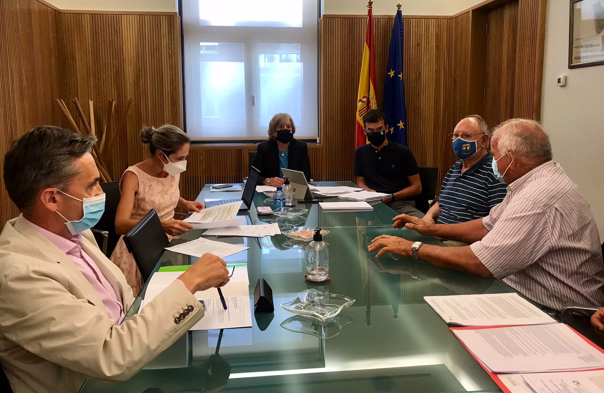 La presidenta de la CHD se reúne con el presidente de la Comunidad de Regantes del Canal de San José La presidenta de la CHD se reúne con el presidente de la Comunidad de Regantes del Canal de San José