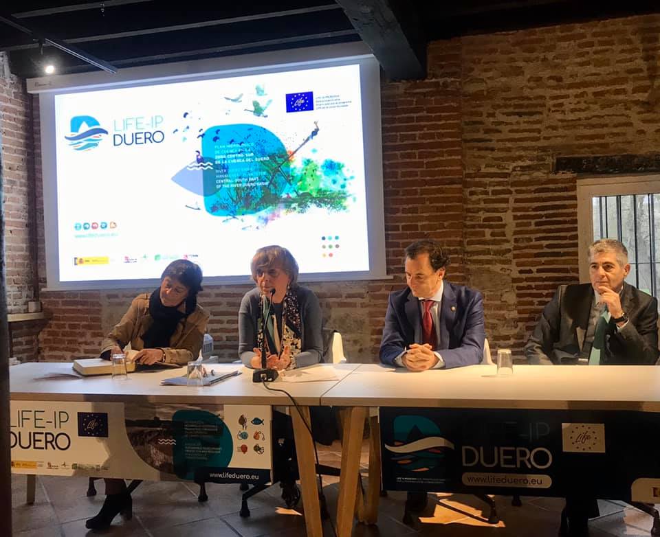 La CHD y el Ayuntamiento de Arévalo firman la cesión del Molino de Don Álvaro de Luna como sede del proyecto Life La CHD y el Ayuntamiento de Arévalo firman la cesión del Molino de Don Álvaro de Luna como sede del proyecto Life