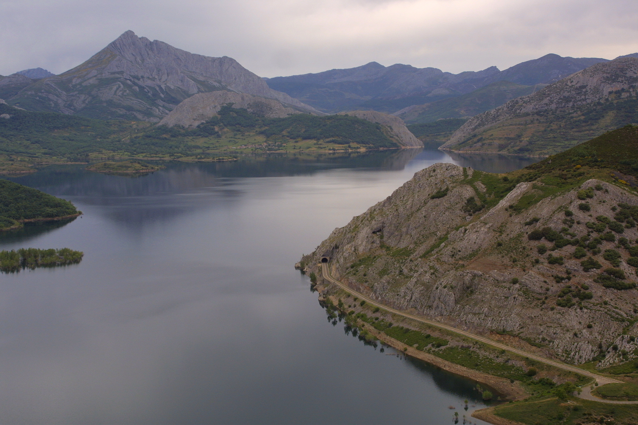 Los embalses de la cuenca del Duero se encuentran al 87,4% de su capacidad total
