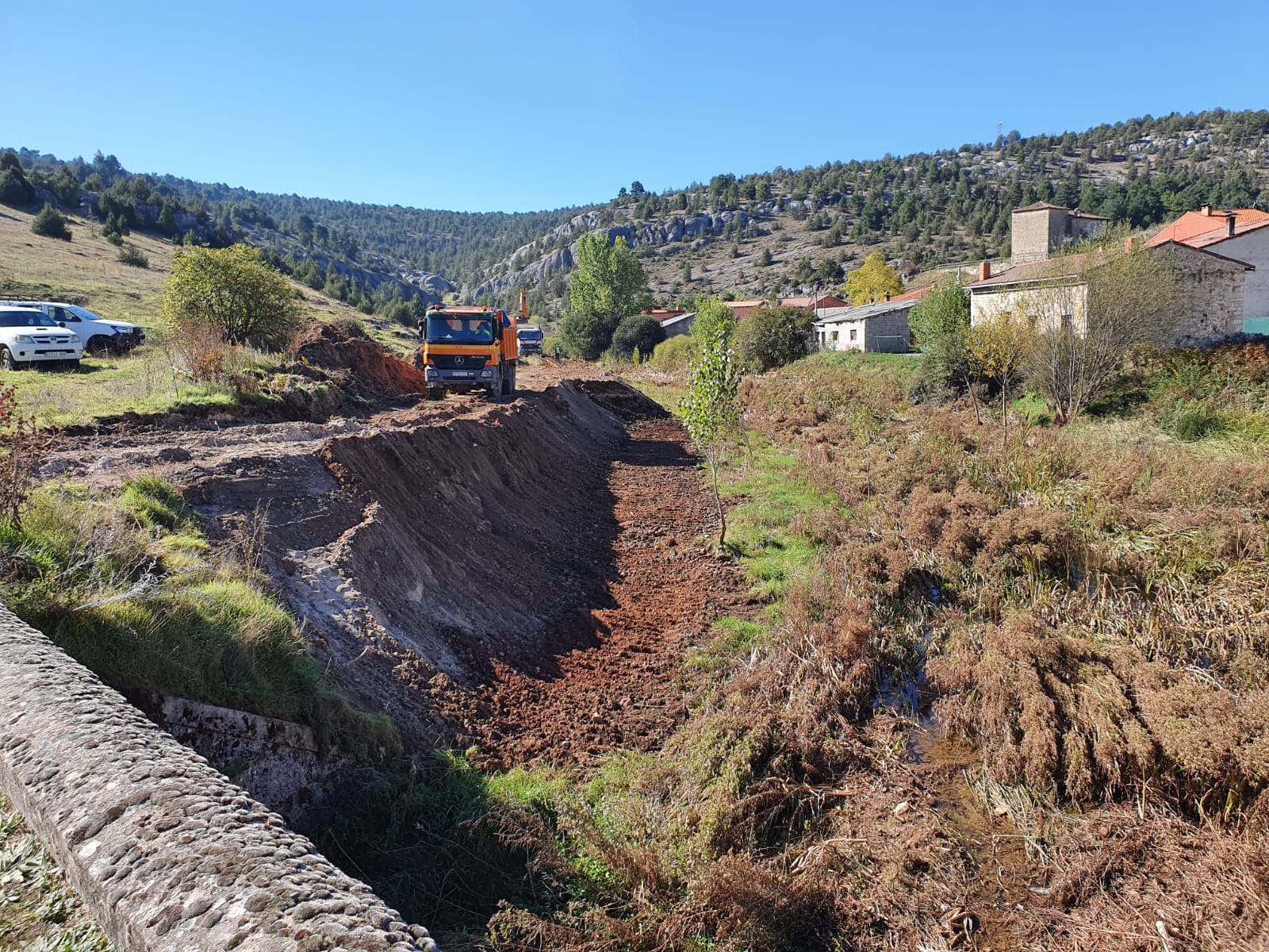 La CHD inicia los trabajos en el cauce del río Lobos para aminorar los daños de las crecidas a su paso por Hontoria del Pinar