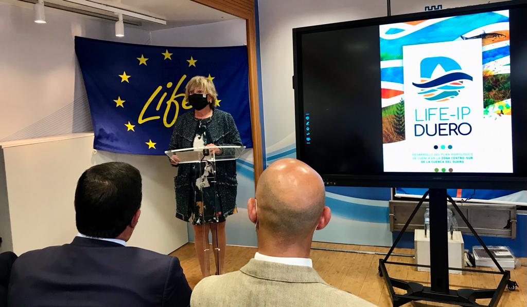 La presidenta de la CHD, Cristina Danés, inaugura en Fontiveros (Ávila) la Jornada ‘La Gobernanza del Agua en el siglo XXI’ La presidenta de la CHD, Cristina Danés, inaugura en Fontiveros (Ávila) la Jornada ‘La Gobernanza del Agua en el siglo XXI’