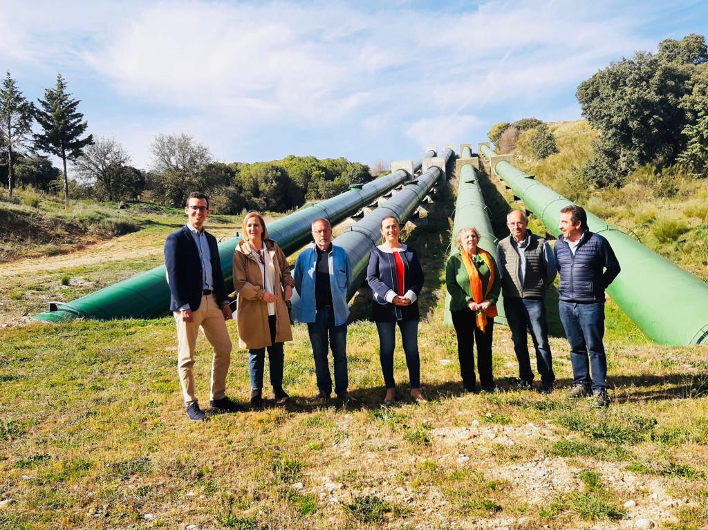 Virginia Barcones ratifica el compromiso del Gobierno con el regadío de La Armuña tras una inyección de 9,1 millones que tendrá continuidad con una segunda fase de expansión de la zona regable Virginia Barcones ratifica el compromiso del Gobierno con el regadío de La Armuña tras una inyección de 9,1 millones que tendrá continuidad con una segunda fase de expansión de la zona regable
