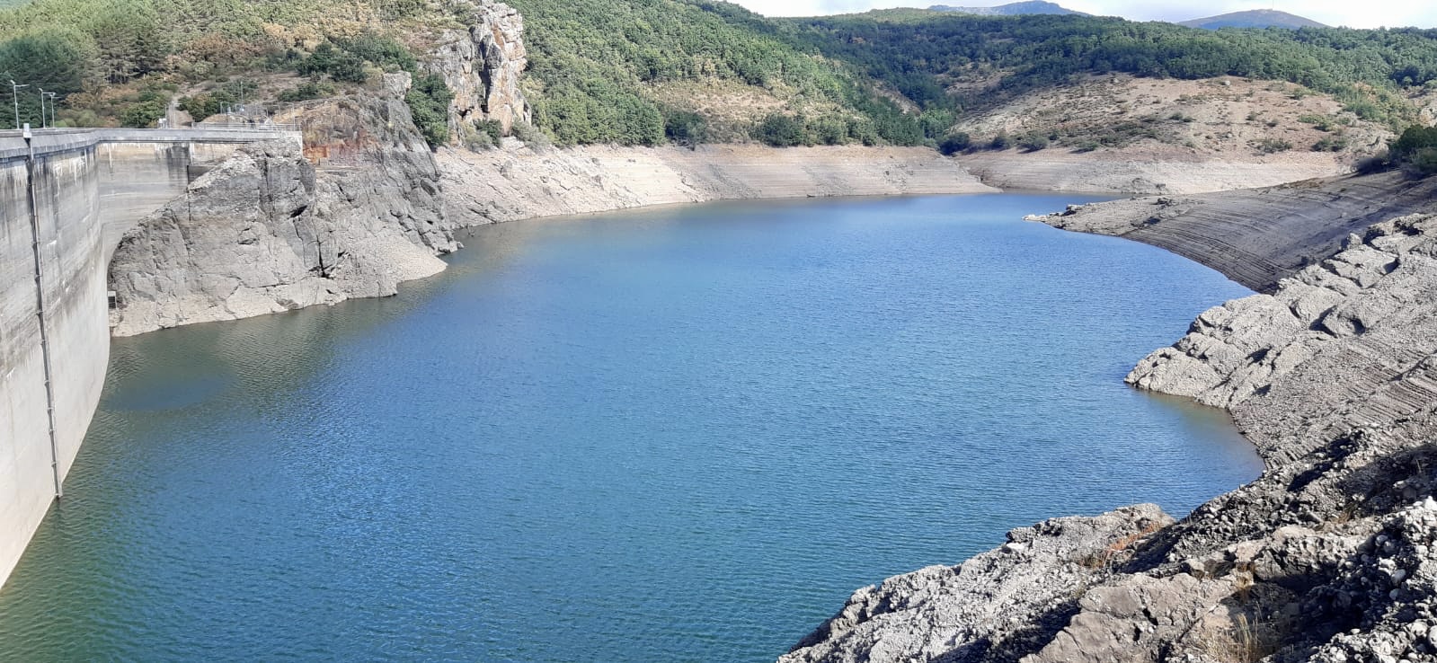 Los principales embalses gestionados por la CHD registran el peor dato de aportaciones de los últimos 28 años en los meses de abril y mayo Los principales embalses gestionados por la CHD registran el peor dato de aportaciones de los últimos 28 años en los meses de abril y mayo