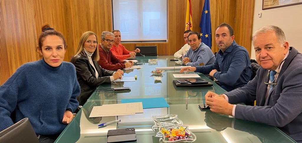 La presidenta de la CHD se reúne con los alcaldes de la vega del Rituerto (Soria) La presidenta de la CHD se reúne con los alcaldes de la vega del Rituerto (Soria)