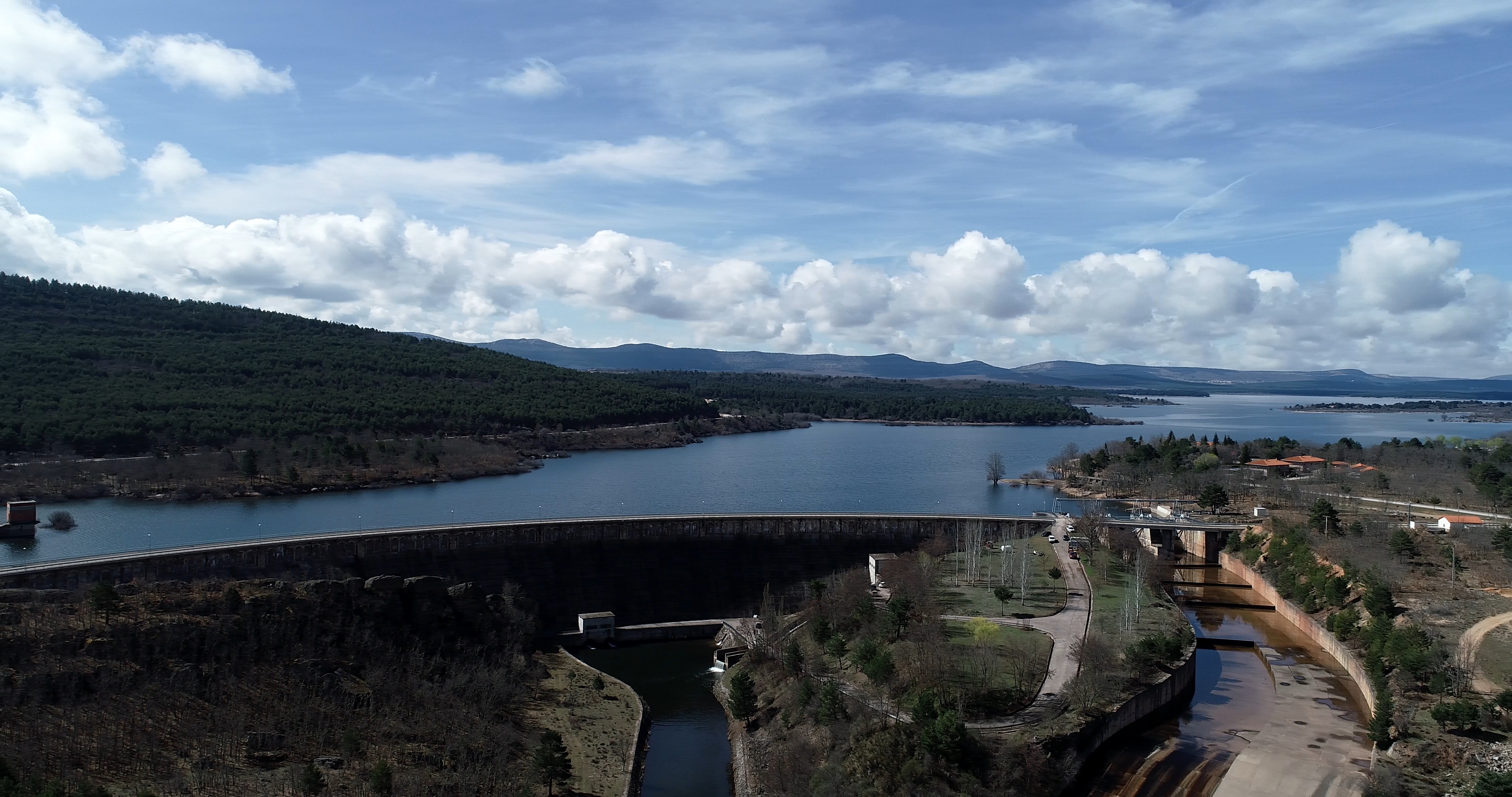 La CHD invertirá 14M€ este año para el mantenimiento y conservación de presas, balsas y canales La CHD invertirá 14M€ este año para el mantenimiento y conservación de presas, balsas y canales
