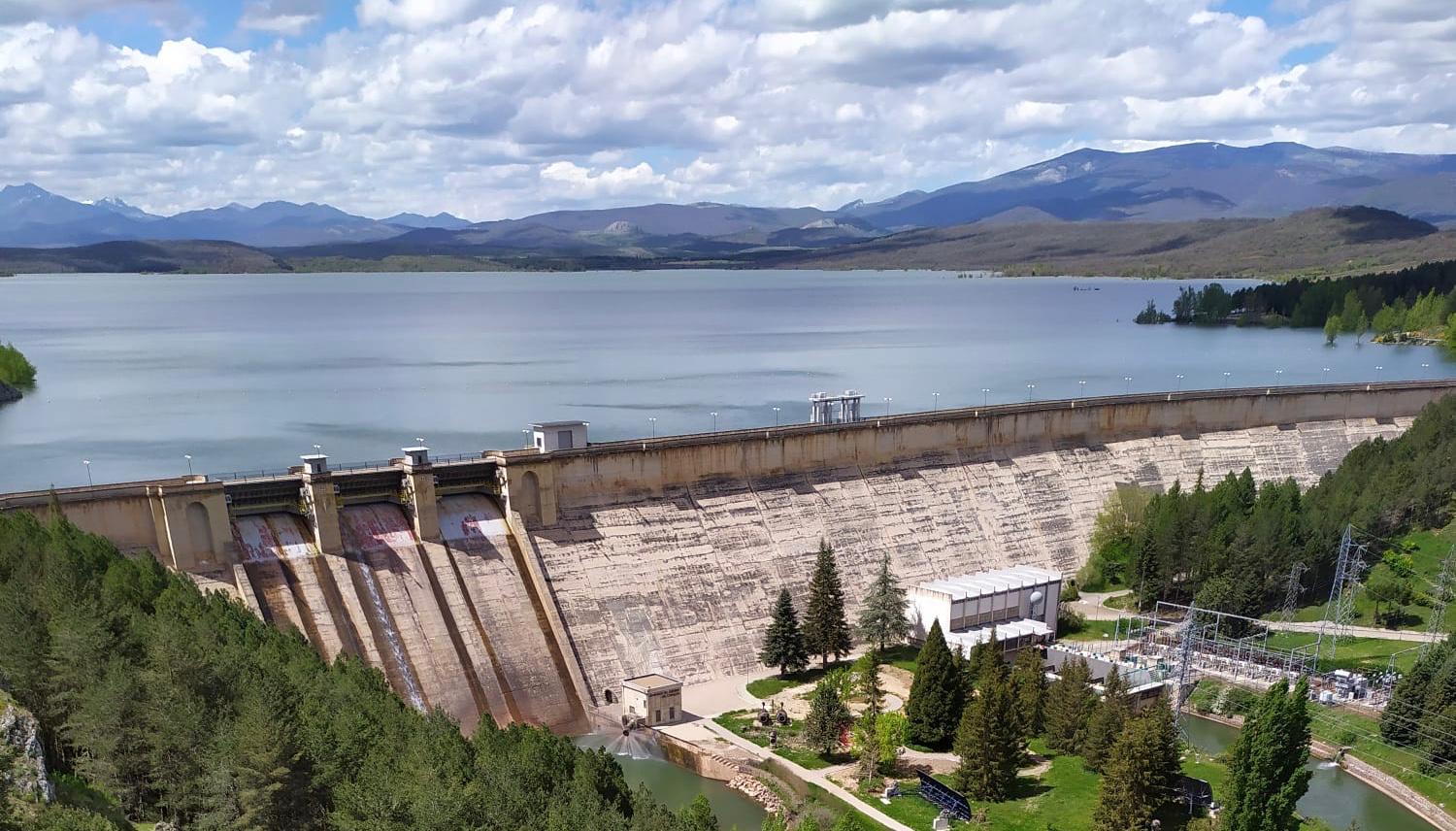 La CHD mantiene la vigilancia de los ríos de la cuenca ante el paso del huracán Kirk La CHD mantiene la vigilancia de los ríos de la cuenca ante el paso del huracán Kirk