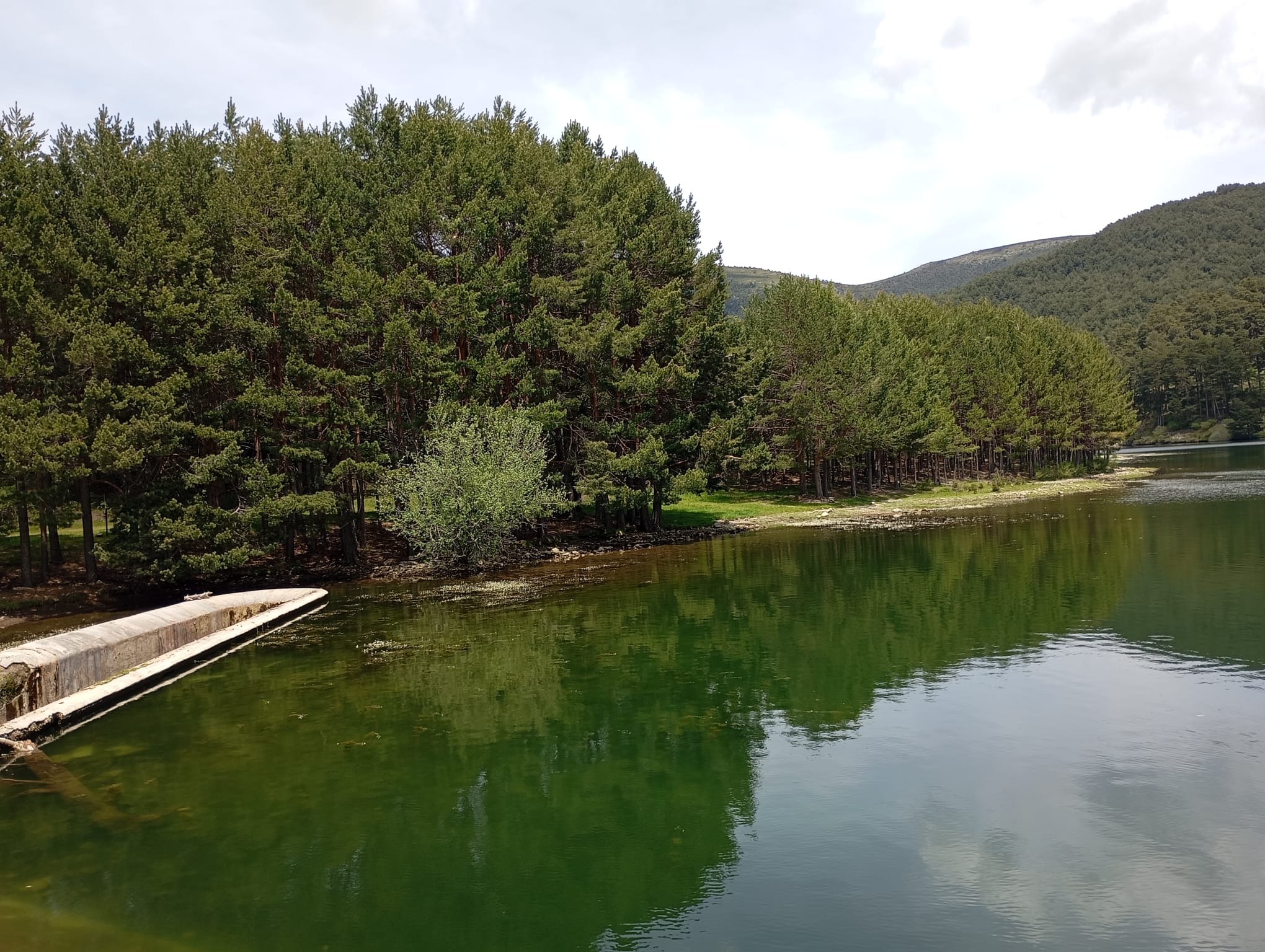 La CHD pide tranquilidad a los vecinos de El Espinar en relación con la garantía de agua La CHD pide tranquilidad a los vecinos de El Espinar en relación con la garantía de agua