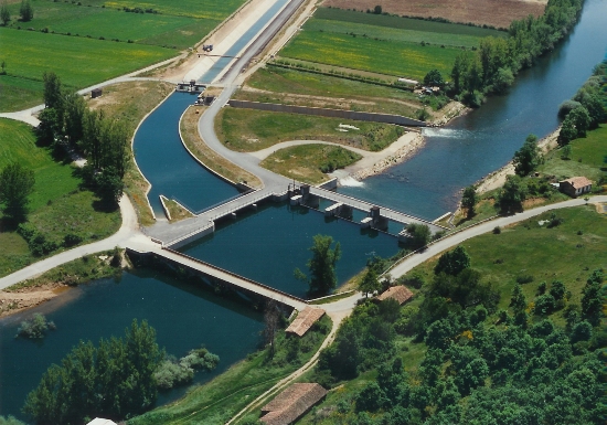 Canal Alto de los Payuelos